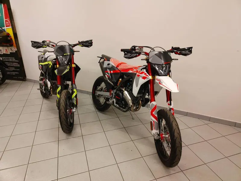 Fantic Motor XMF 125 Competition (2025 - 26) (7)