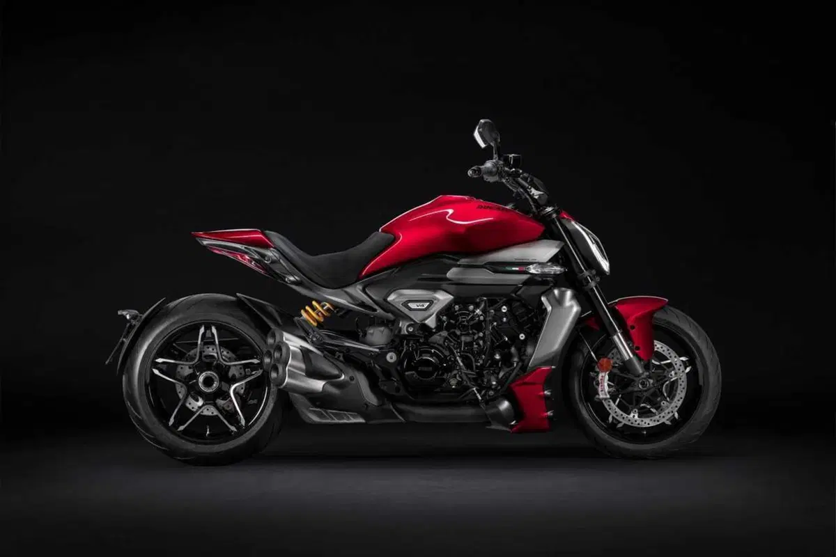 Ducati XDiavel V4: la muscle cruiser si evolve (7)