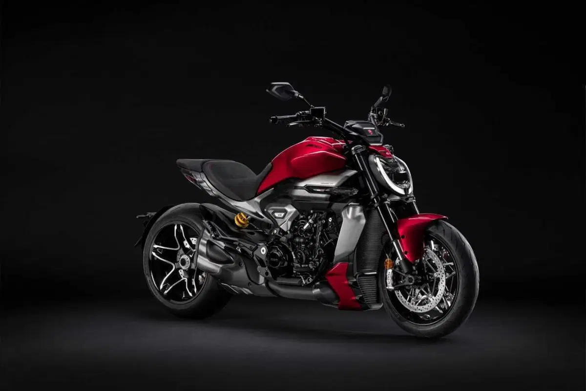 Ducati XDiavel V4: la muscle cruiser si evolve (9)