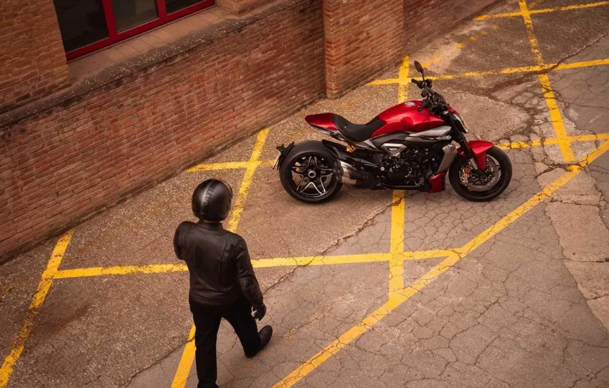 Ducati XDiavel V4: la muscle cruiser si evolve (8)