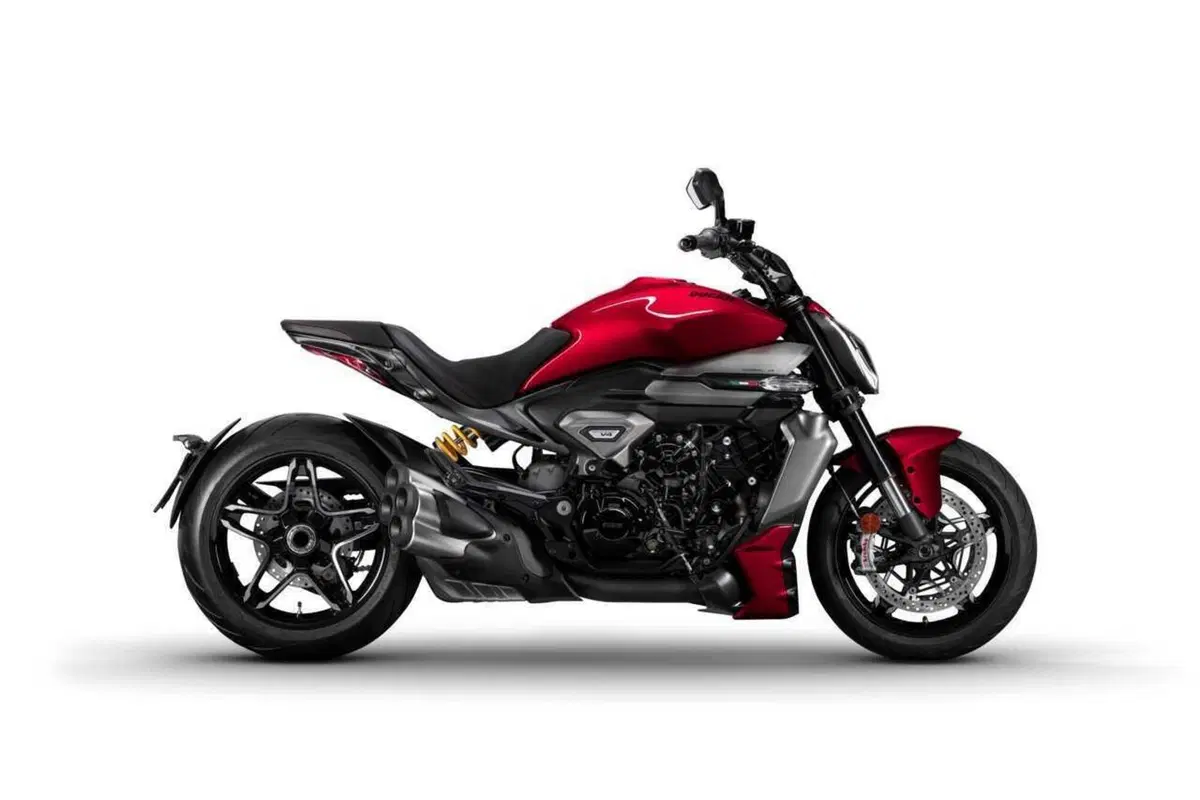 Ducati XDiavel V4: la muscle cruiser si evolve (2)