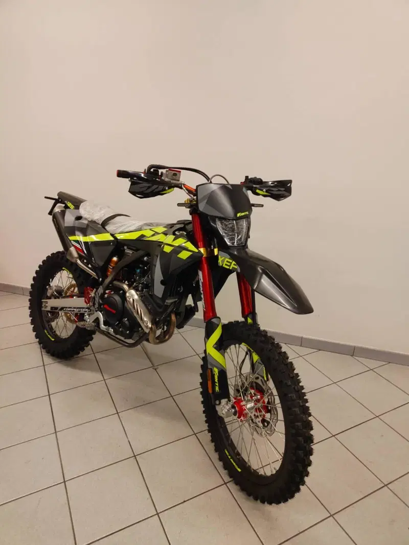 Fantic Motor XEF 125 Competition (2025 - 26) (7)