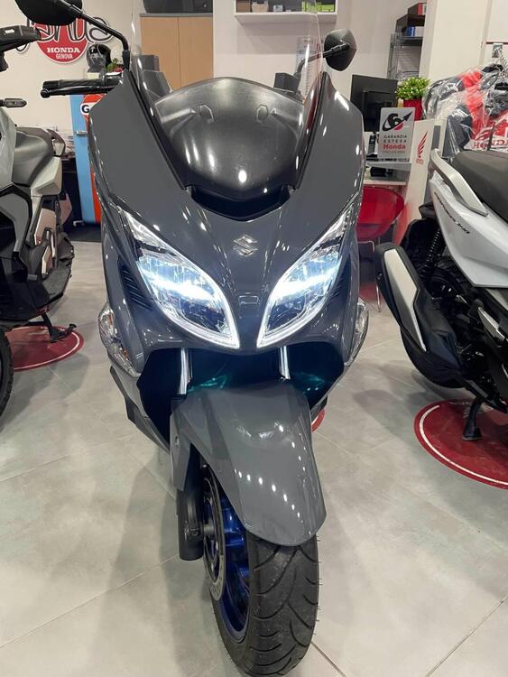 Suzuki Burgman 400 (2022 - 25)