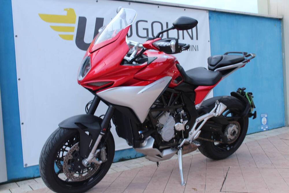 MV Agusta Turismo Veloce 800 (2014 - 16) (2)