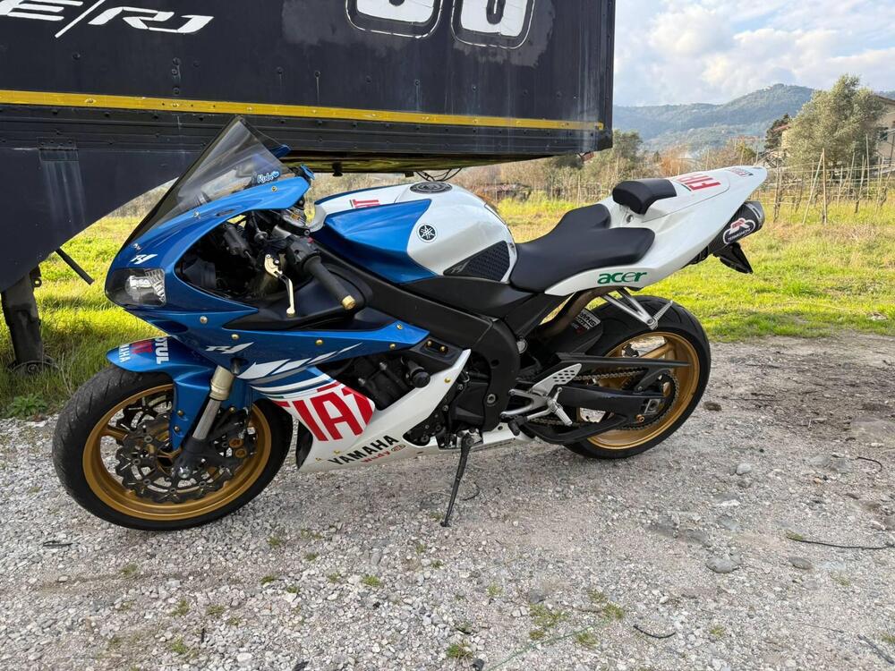 Yamaha YZF R1 (2004 - 05) (3)