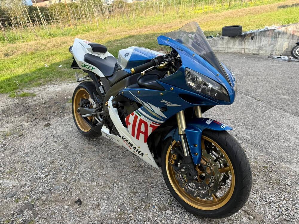 Yamaha YZF R1 (2004 - 05)