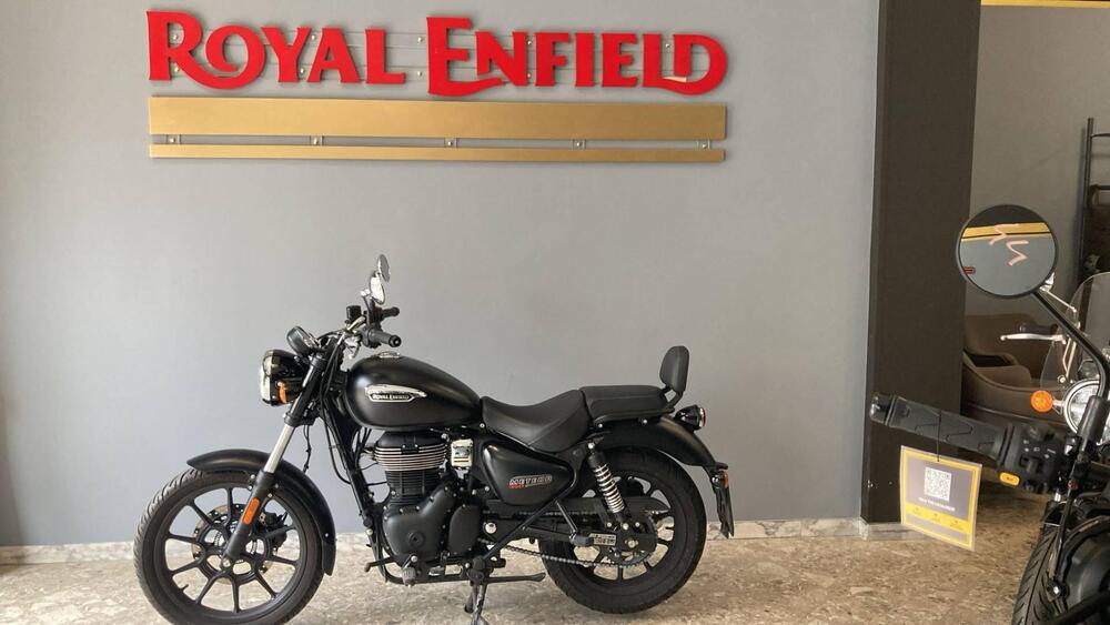 Royal Enfield Meteor 350 Fireball (2021 - 25) (3)