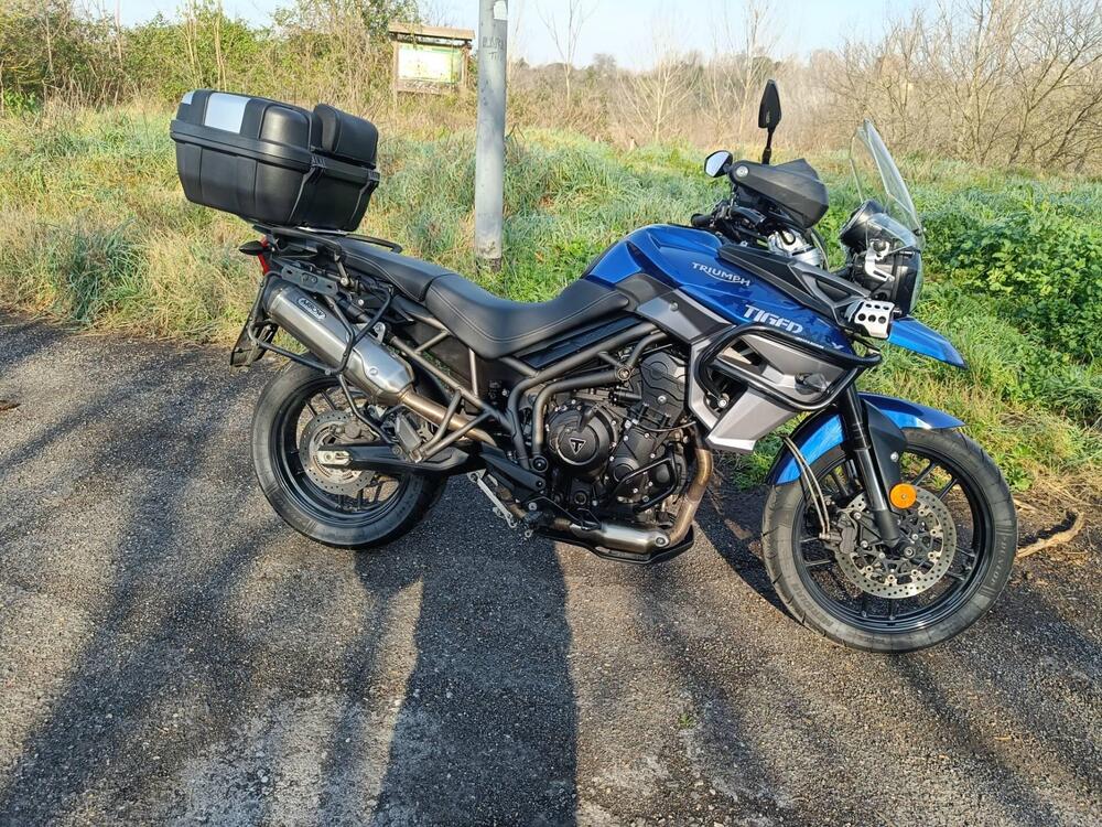 Triumph Tiger 800 XRx (2017 - 18) (2)