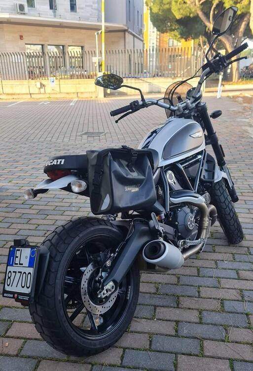 Ducati Scrambler 800 Icon (2017 - 20) (4)