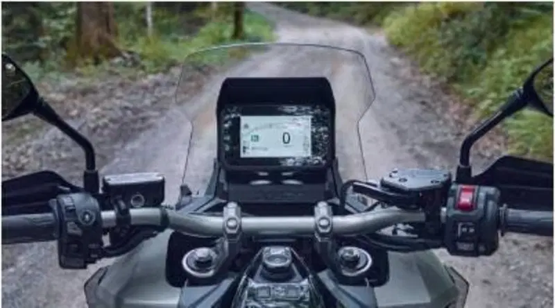 Honda X-ADV 750 (2025 - 26) (4)
