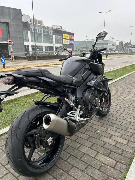 Yamaha MT-10 (2017 - 20) (4)