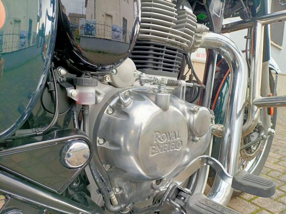 Royal Enfield Classic 350 (2021 - 25) (5)