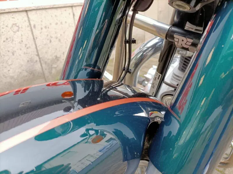 Royal Enfield Classic 350 (2021 - 26) (12)