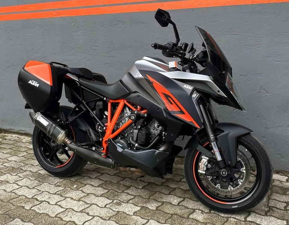 KTM 1290 Super Duke GT ABS (2016 - 18)