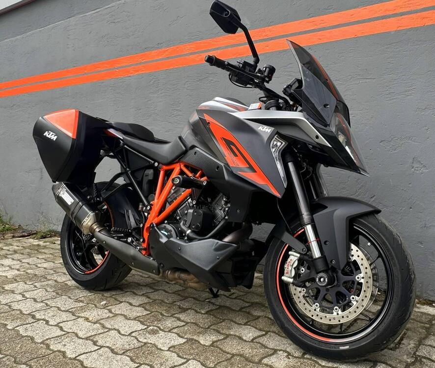 KTM 1290 Super Duke GT ABS (2016 - 18) (3)