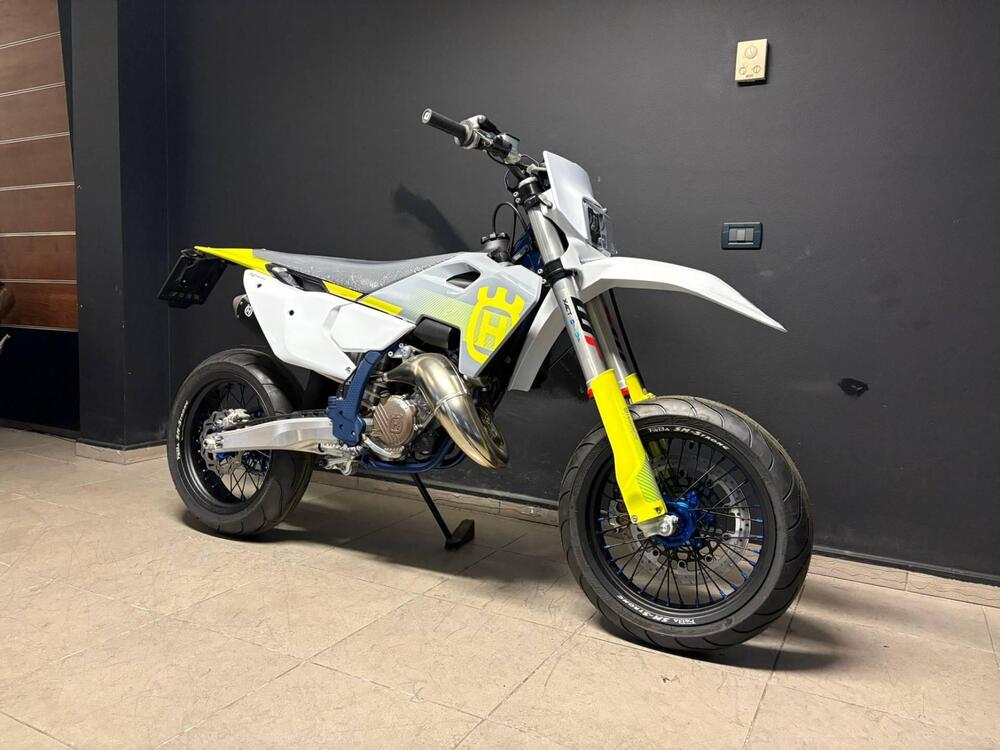 Husqvarna TC 125 (2025) (3)