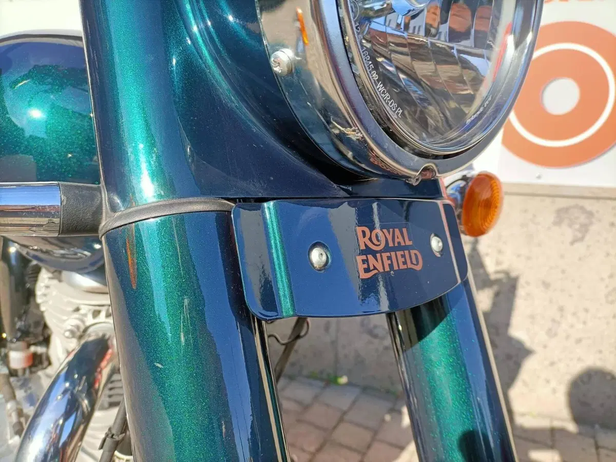 Royal Enfield Classic 350 (2021 - 26) (9)