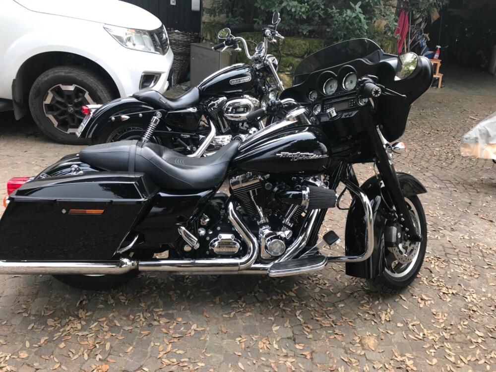 Harley-Davidson 1584 Street Glide (2008 - 10) - FLHX (4)