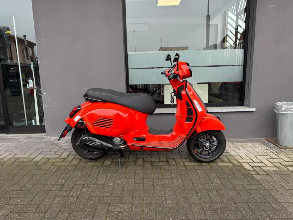 Vespa GTS 300 Super Sport (2023 - 24)