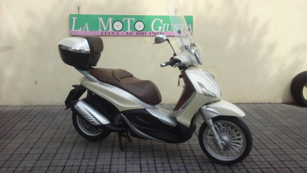 Piaggio Beverly 300 i.e. (2010 - 16)