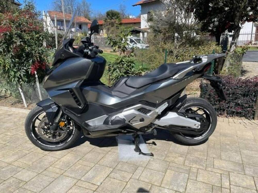 Honda Forza 750 DCT Urban (2021 - 24) (4)