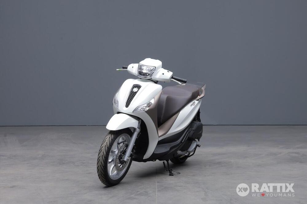 Piaggio Medley 150 ABS (2021 - 25) (2)