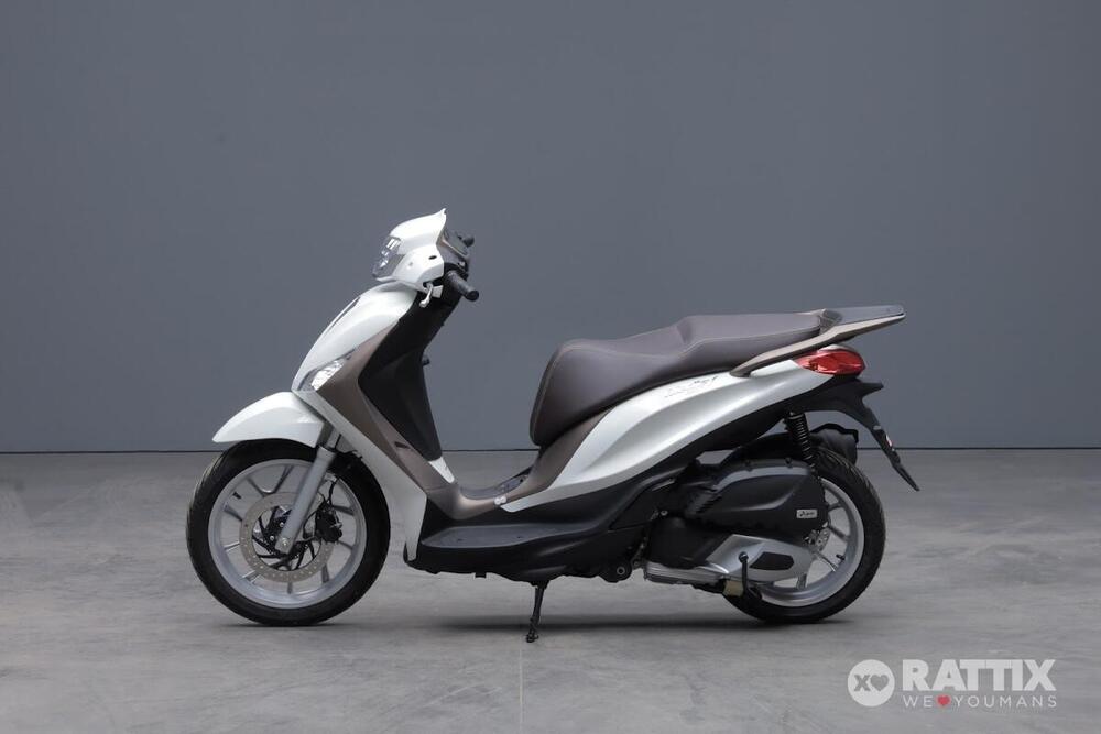 Piaggio Medley 150 ABS (2021 - 25) (3)