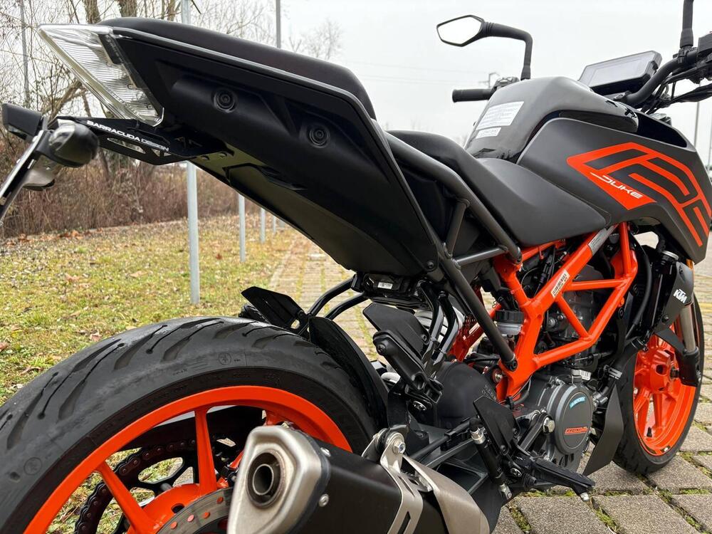 KTM 125 Duke (2021 - 23) (2)