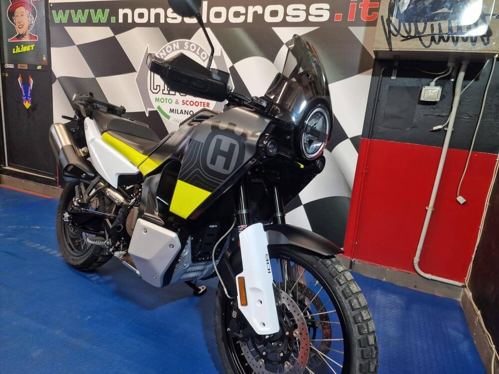 Husqvarna Norden 901 (2022 - 25) (2)