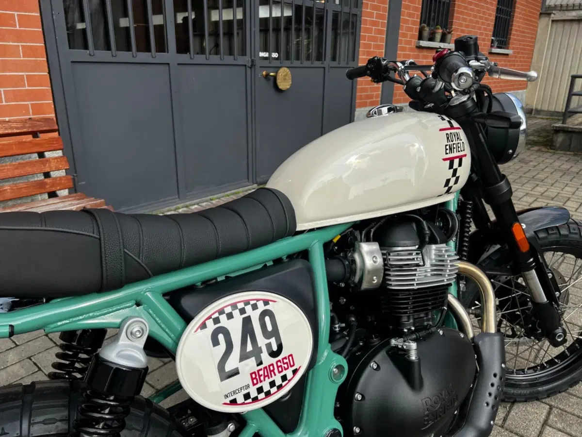 Royal Enfield Bear 650 (2025 - 26) (4)