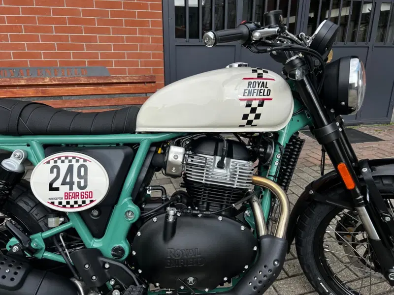Royal Enfield Bear 650 (2025 - 26) (5)
