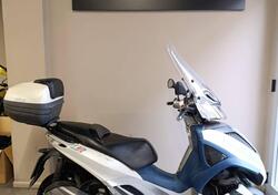 Piaggio Mp3 300 ie Yourban LT (2011 - 16) usata