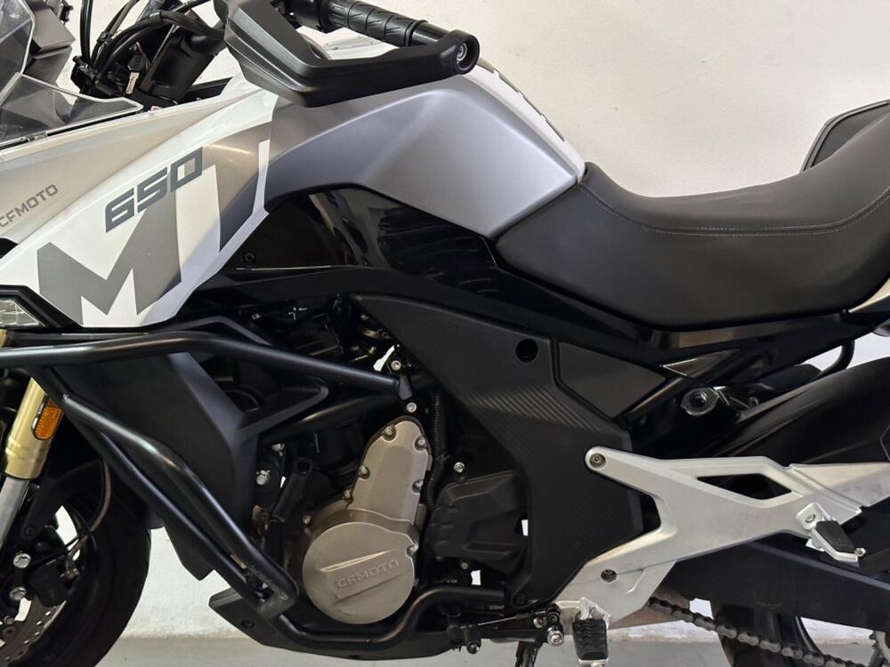 CFMOTO 650MT (2021 - 24) (4)