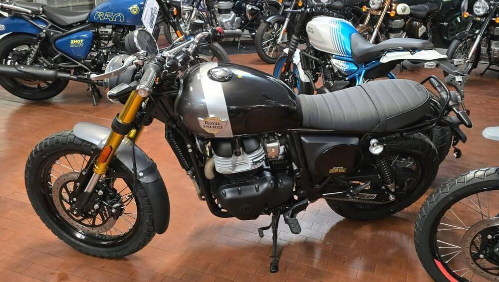 Royal Enfield Bear 650 (2025) (4)