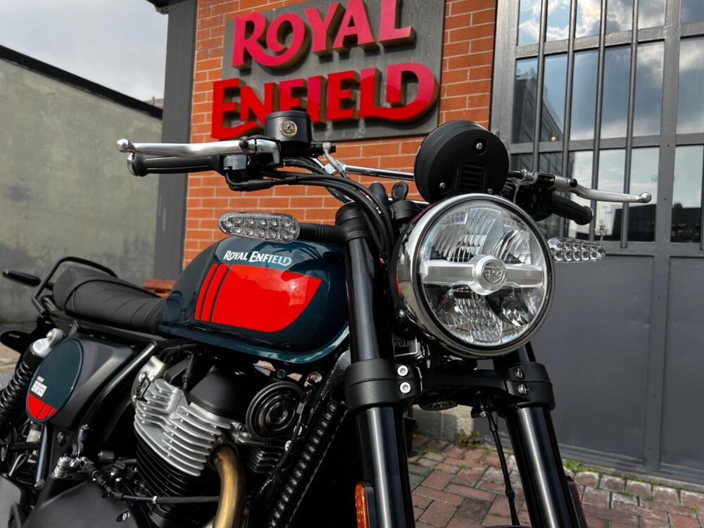 Royal Enfield Bear 650 (2025) (5)