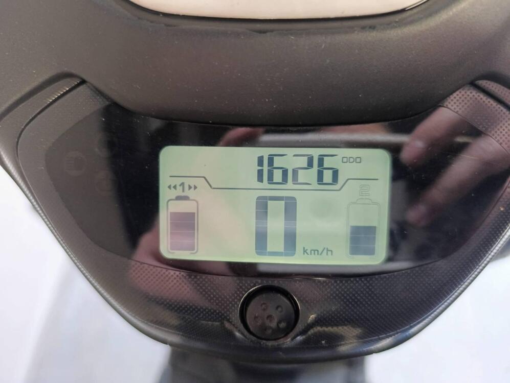 Yamaha Neo's L1e Dual Battery (2023 - 25) (5)