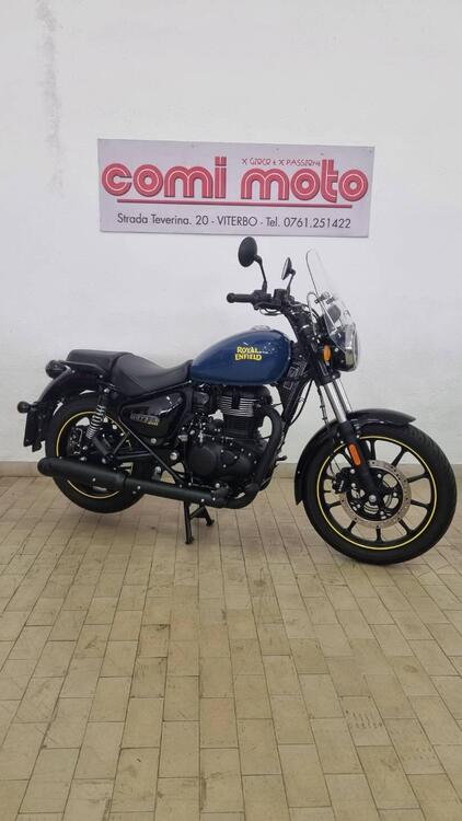 Royal Enfield Meteor 350 Fireball (2021 - 25) (3)