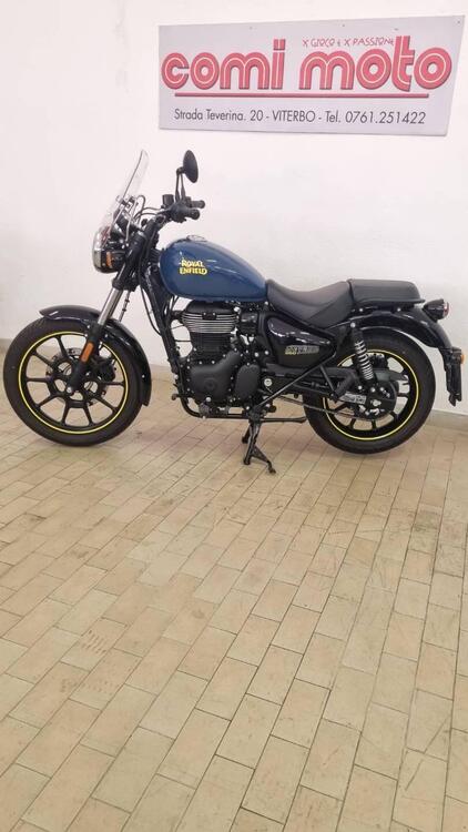 Royal Enfield Meteor 350 Fireball (2021 - 25) (4)