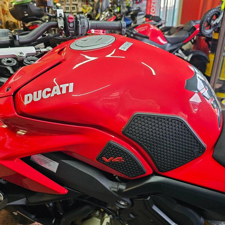 Ducati Streetfighter V4 1100 (2021 - 22) (3)