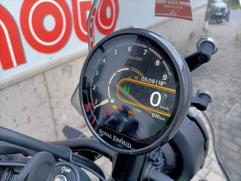 Royal Enfield Himalayan 450 (2024 - 26) (7)