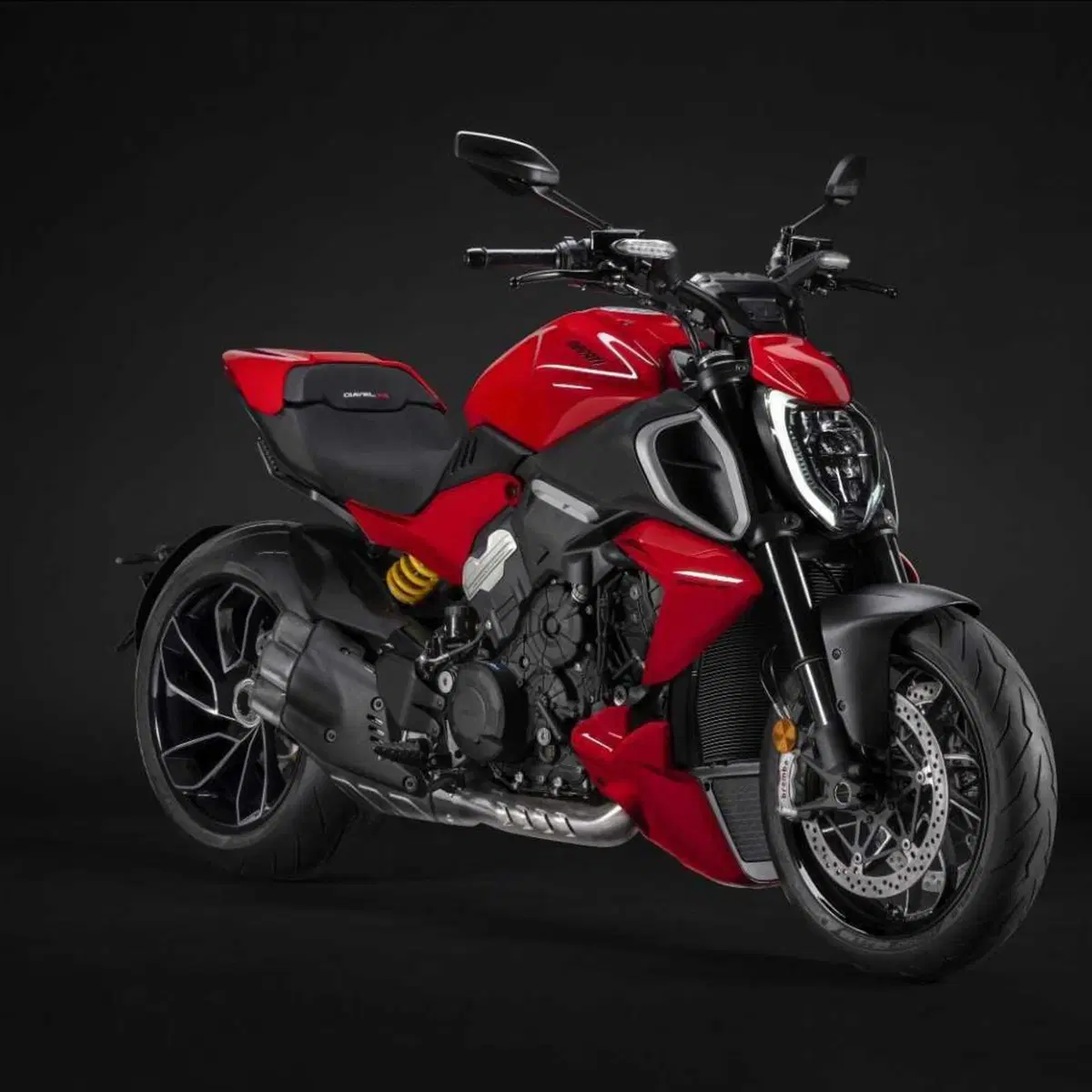 Ducati Diavel V4 (2023 - 26)