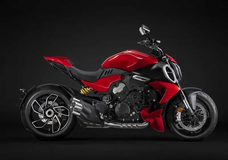Ducati Diavel V4 Diavel V4 (2023 - 26) (2)