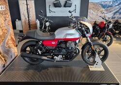 Moto Guzzi V7 Stone Corsa (2023 - 25) nuova