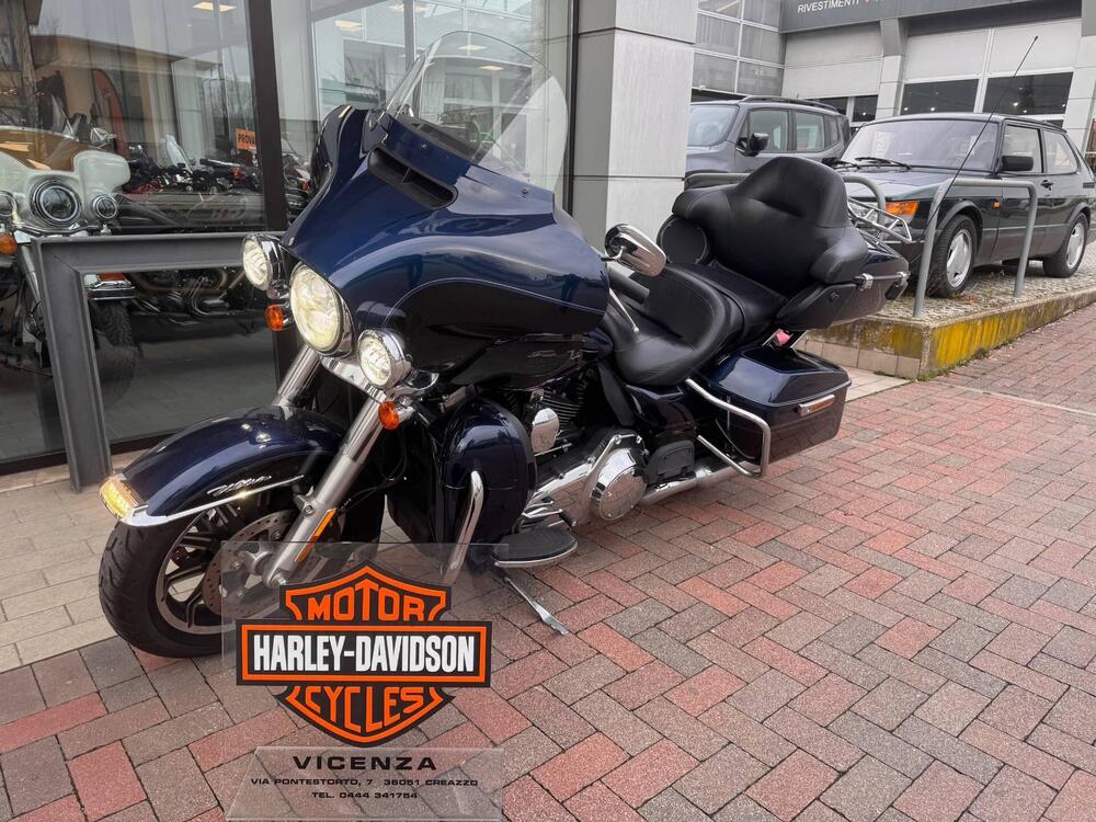 Harley-Davidson 1690 Electra Glide Ultra Classic (2014 - 16) - FLHTCU (2)