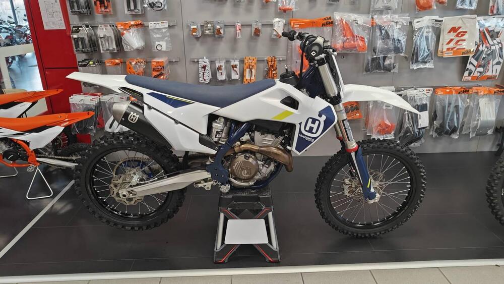 Husqvarna FC 350 (2021) (2)