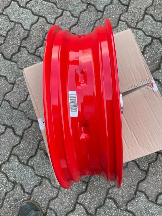 Cerchio Posteriore Multistrada V2/950/V4 NUOVO Ducati (4)