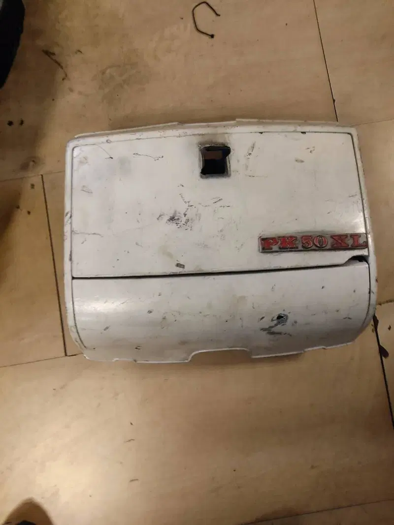 Cassettino Piaggio Vespa 50 o 125 Pk xl