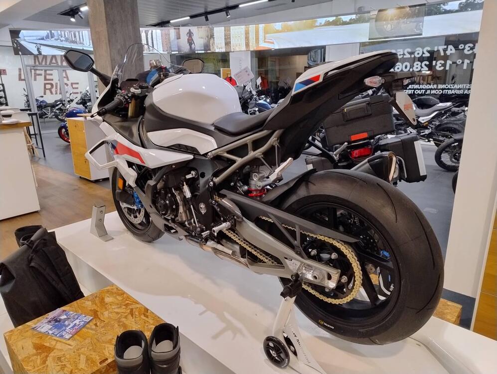 Bmw S 1000 RR (2025) (3)