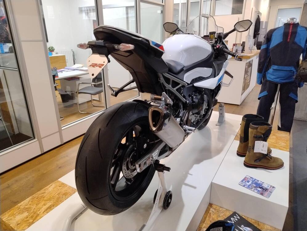 Bmw S 1000 RR (2025) (4)