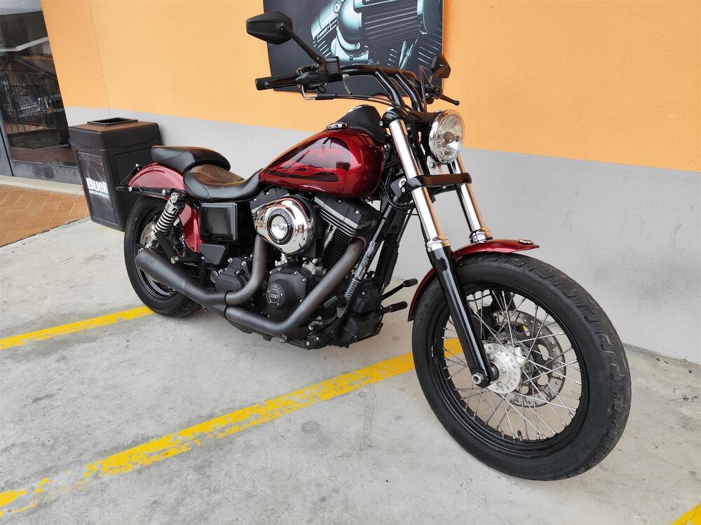 Harley-Davidson 1690 Street Bob (2017) - FXDB (3)